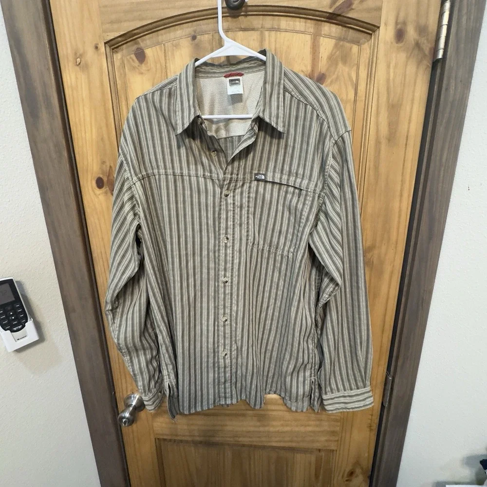 The North Face‎ Mens L Striped Button Up Long Sleeve Outdoor Hiking Shirt